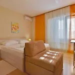 Pensionat Sandra Rab Town