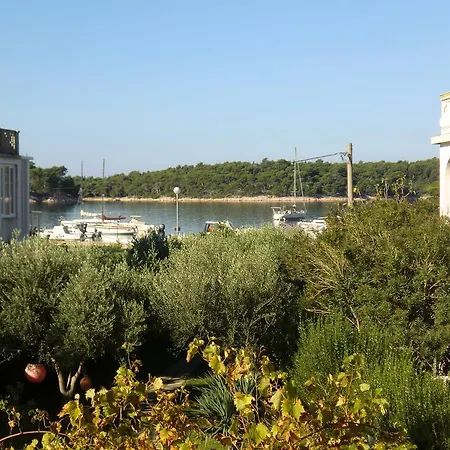 Guest house Sandra Rab Town