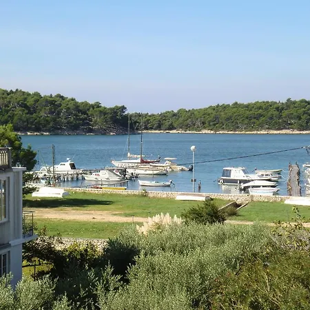 בית הארחה Sandra