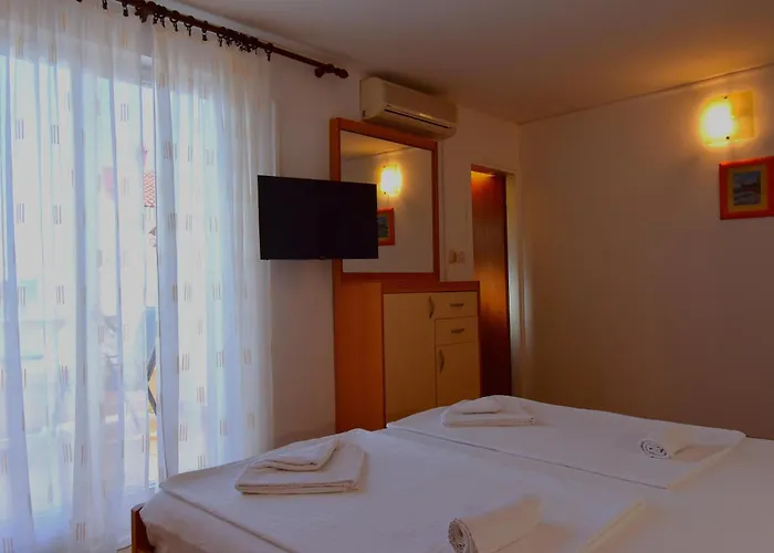 Sandra Gostinjska kuća 3*