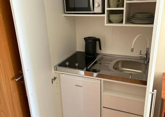 Gostinjska kuća Sandra Rab Town