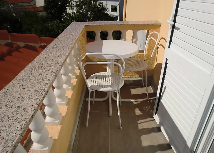 Sandra Gostinjska kuća Rab Town