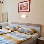 Gasthof Sandra 3*