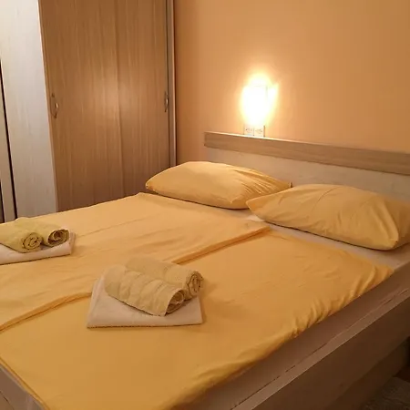 Sandra Pensjonat 3*